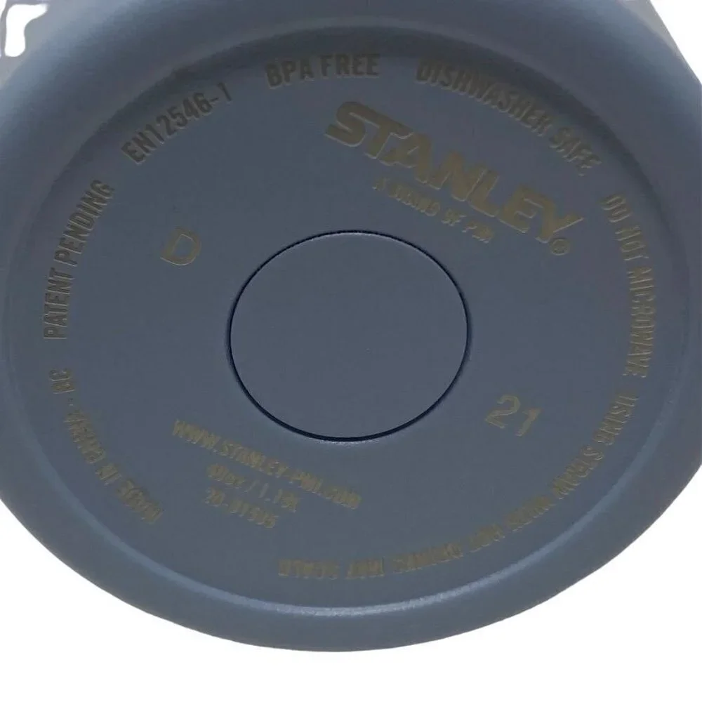 Stanley 40oz Adventure Quencher Insulated Stainless Steel Tumbler (Chambray) - Picture 4 of 5